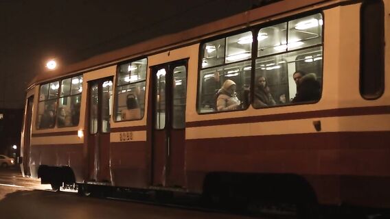 Русский парень анально удовлетворил рыжую девушку